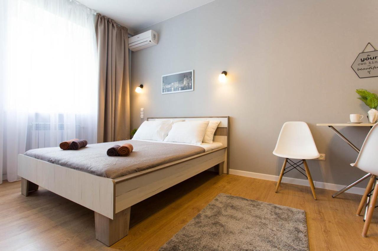Modern Studio, Metro Yaroslava Mudroho And Universytet - Chernyshevska Str 95-2 Charkov Exteriér fotografie